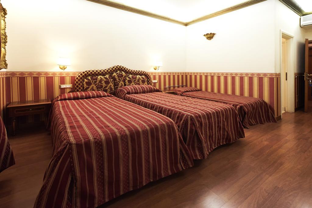 Barberini Suites Рим Номер фото